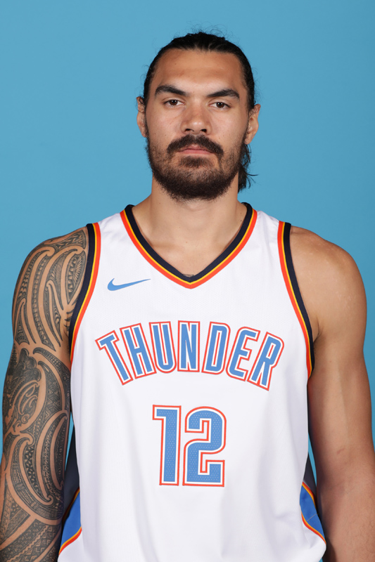 让菅原由势 让菅原由势